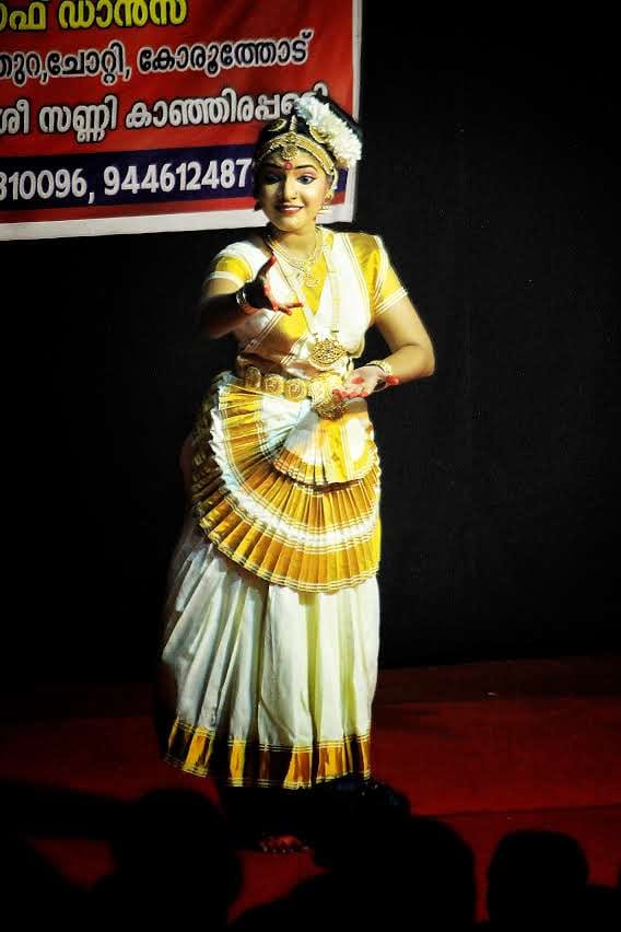 Bharatanatyam Performance 8